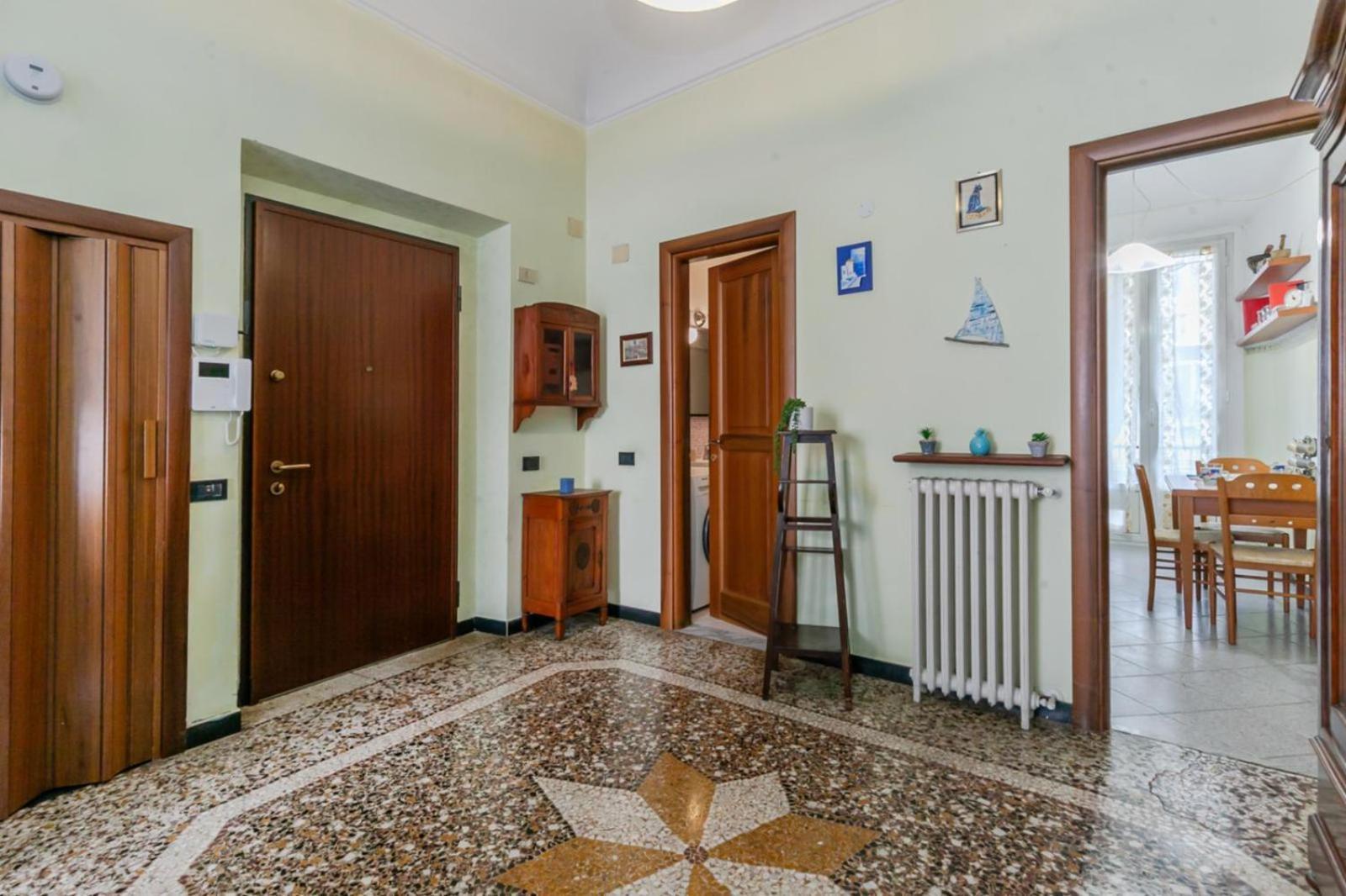 "Ca Niella" Art And Fun 9 Minutes From The Sea Apartment Savona Exterior photo